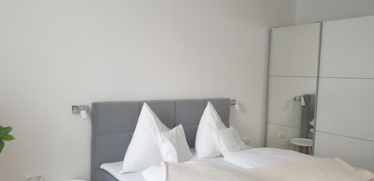 Topart Apartman Tapolca Esterno foto