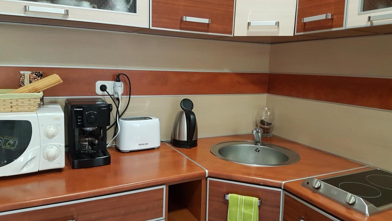 Topart Apartman Tapolca Esterno foto