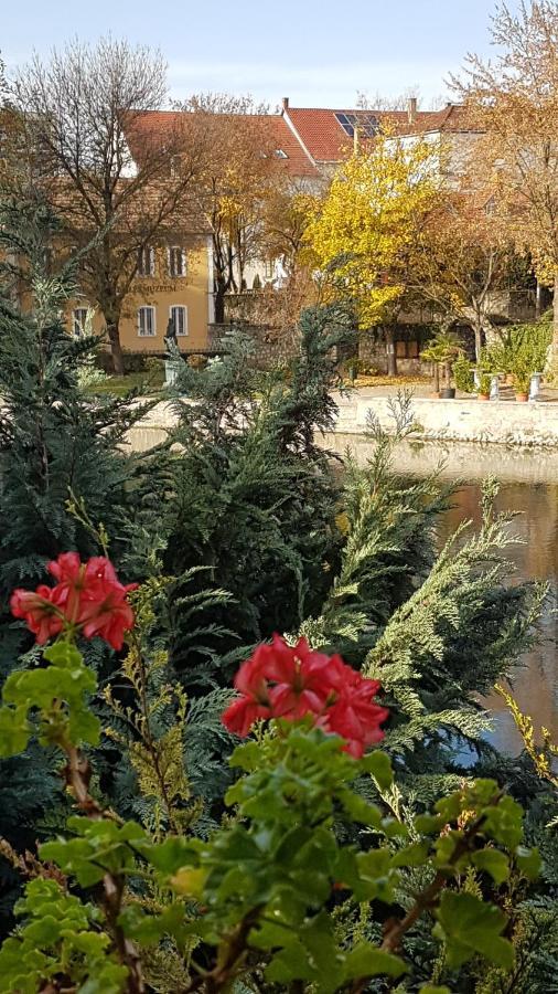 Topart Apartman Tapolca Esterno foto